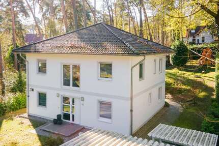 Haus zum Kaufen in Rangsdorf 780.000,00 € 168.89 m²