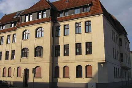 Sanierte 3-Raumwohnung in Magdeburg WG geeignet