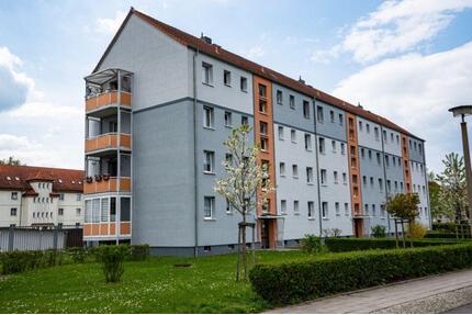 3-Raum mit Balkon - 334,00&nbsp;EUR Kaltmiete, ca.&nbsp; 60,57&nbsp;m&sup2; in Aschersleben (PLZ: 06449)