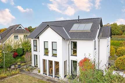 Haus zum Kaufen in Bad Zwischenahn 549.000,00 € 203 m²