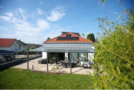 Haus zum Kaufen in Groß-Umstadt Klein-Umstadt 799.000,00 € 130 m² - Groß-Umstadt / Klein-Umstadt