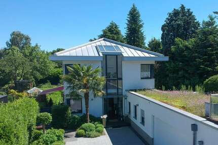 Haus zum Kaufen in Mönchengladbach-Schelsen 1.600.000,00 € 189 m²
