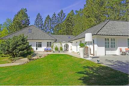 Haus zum Kaufen in Bendestorf 1.290.000,00 € 277 m²