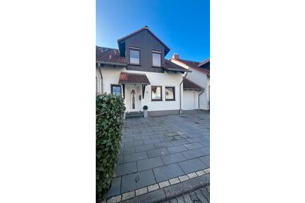 Doppelhaushälfte in Baunata-Altenbauna (Provisionsfrei) - Baunatal