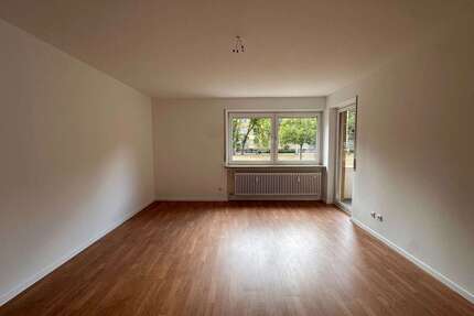 Wohnung zum Mieten in Nürnberg 1.307,00 € 98.92 m²