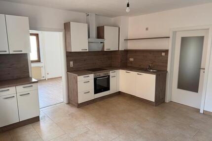 Neu renoviertes Haus - 1.148,00&nbsp;EUR Kaltmiete, ca.&nbsp; 137,00&nbsp;m&sup2; in Hundsangen (PLZ: 56414)