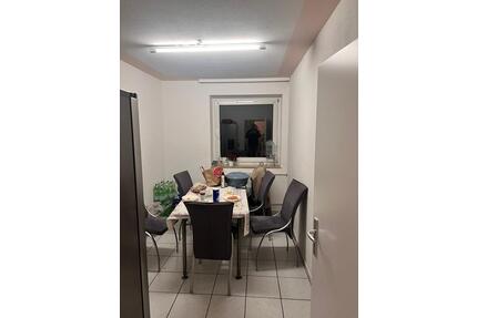 3 Zimmer Wohnung - 800,00&nbsp;EUR Kaltmiete, ca.&nbsp; 72,00&nbsp;m&sup2; in Detmold (PLZ: 32758) Hakedahl