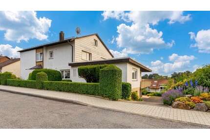 Haus zum Kaufen in Aglasterhausen 447.000,00 € 245 m²