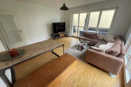 Helle 3,5 Zimmer Wohnung auf zwei Etagen mit Terrasse - PROVISIONSFREI - München Allach-Untermenzing