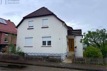 Haus zum Kaufen in Einbeck 185.000,00 € 235 m²