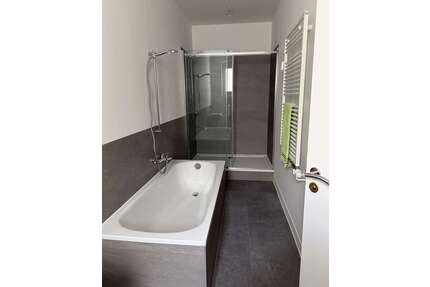 Wohnung zum Mieten in Magdeburg 900,00 € 102 m²