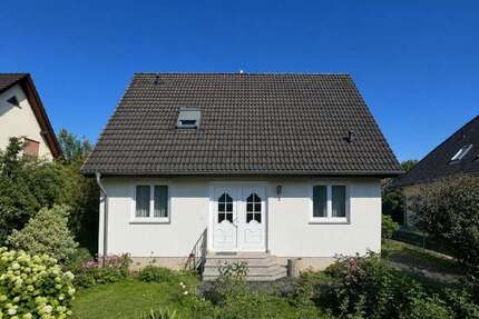Haus zum Kaufen in Cottbus 369.000,00 € 123.63 m²