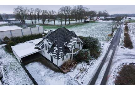 IMMOBILIEN GUMNIOR präsentiert: modernes, freistehendes Einfamilienhaus in Ochtrup