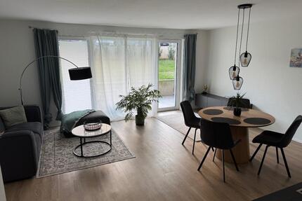 Helle, möblierte 2-Zimmer-Wohnung mit großer Terrasse in Siegburg