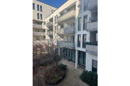 Wohnen 60 +: barrierefreie 2-ZI-ETW mit Loggia + TG-Einzelstellplatz, in ruh.Lg., Nbg.-Zentrum - Nürnberg Steinbühl