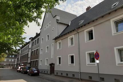 Bei VIVAWEST die Sonnenstrahlen auf dem eigenen Balkon genießen. - Oberhausen Alstaden