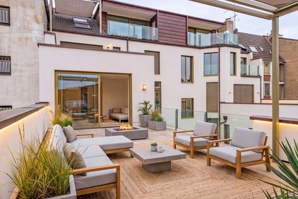 Repräsentative, hochwertige 3 Zimmer-Wohnung mit großer Dachterrasse im Herzen Düsseldorfs.