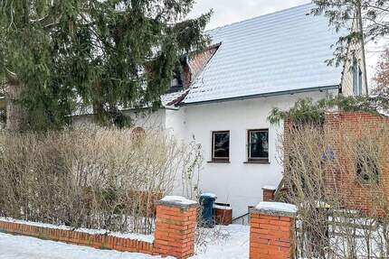 Charmantes Einfamilienhaus mit großem Grundstück und Sanierungspotenzial in der Wedemark