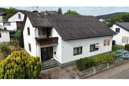 Haus zum Kaufen in Wassenach 259.000,00 € 169 m²