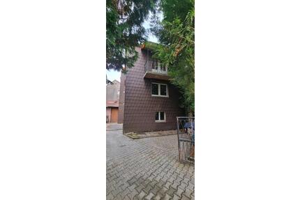 Haus mit Ausblick! 110qm 5ZKB - 88.500,00&nbsp;EUR Kaufpreis, ca.&nbsp; 110,00&nbsp;m&sup2; in Steinbach am Donnersberg (PLZ: 67808)