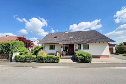 Haus zum Kaufen in Erbach 590.000,00 € 184 m²