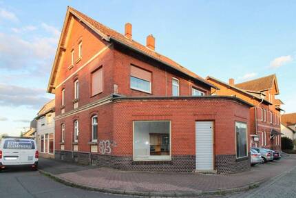Mehrfamilienhaus mit 3 Wohneinheiten & Gewerbeeinheit in Ilsede-Ölsburg