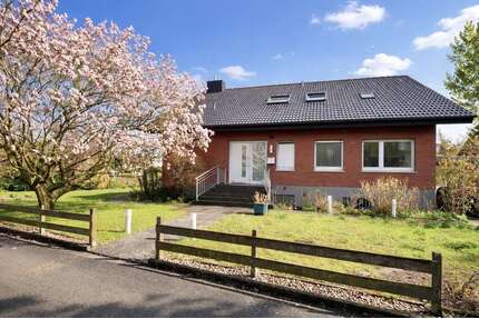 Haus zum Kaufen in Detmold 525.000,00 € 219.9 m²
