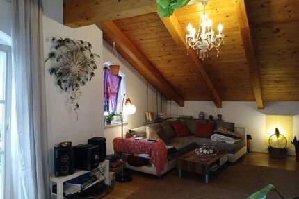 Gemütliche Dachgeschosswohnung in Piding ! - Piding Mauthausen Pidingerau