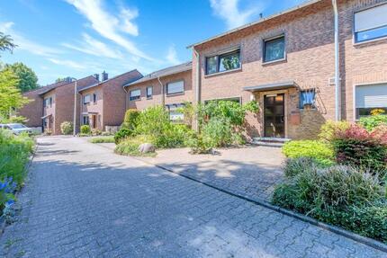 Privatverkauf: 5-Zimmer-Haus mit Garten & Garage in ruhiger Lage - Mönchengladbach Süd