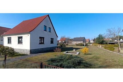 Einfamilienhaus - 90.000,00&nbsp;EUR Kaufpreis, ca.&nbsp; 90,00&nbsp;m&sup2; in Weißwasser (Oberlausitz) (PLZ: 02943)