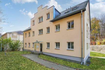 +Reizvolle 2-Raum-Wohnung mit Stellplatz & Zentrumslage im Erholungsort Sebnitz!+