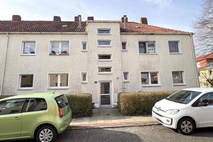Renovierte 2-Zimmer-Wohnung in Bremerhaven in ruhiger Seitenstraße
