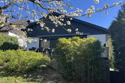 Haus zum Kaufen in Bad Homburg v. d. Höhe 790.000,00 € 195 m²