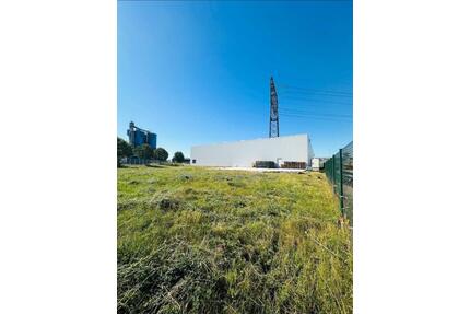 Gewerbegrundstück 1300qm Gewerbefläche - Lübeck Kücknitz