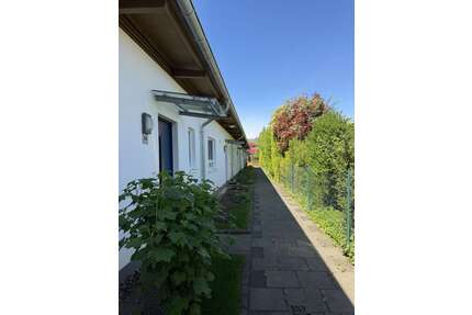 Haus zum Kaufen in Bergisch Gladbach 1.100.000,00 € 550 m²
