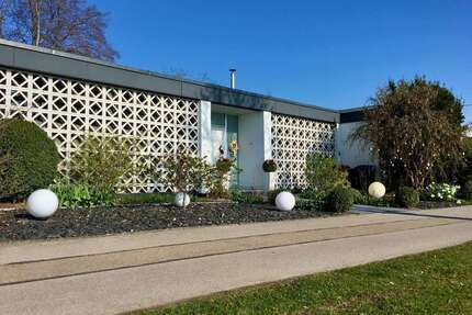 Haus zum Mieten in Stadtbergen 1.850,00 € 127 m²