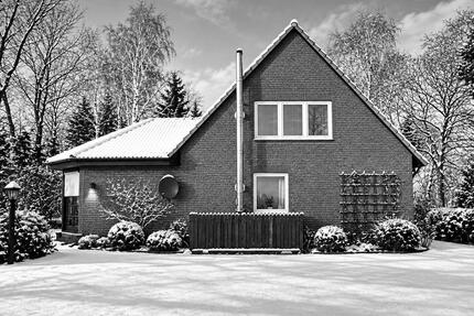 Erdgeschosswohnung 120qm in einem 2 Fam. Haus Nähe Heide - Hennstedt