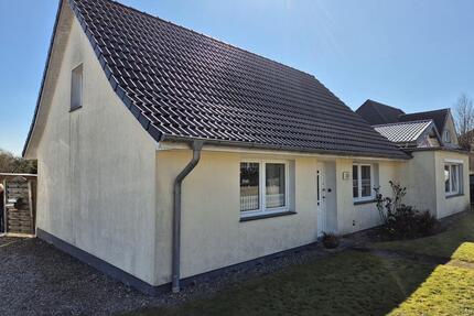 Einfamilienhaus zur Miete in zentraler Lage von Sörup