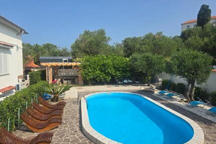 Insel Rab, FeWo mit Pool, LASTMINUTE!!! 3 SZ, 2 BZ - Munster