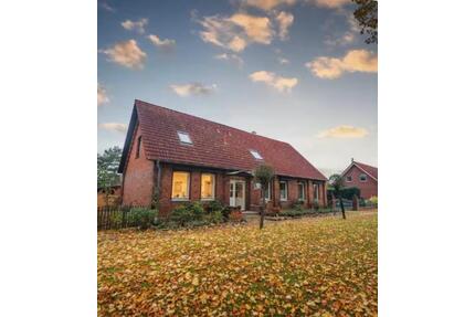 Modernisiertes Mehrfamilienhaus (3 Wg) für Pferdeliebhaber - Lübz