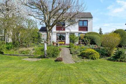 Haus zum Kaufen in Wehrheim 570.000,00 € 140 m²