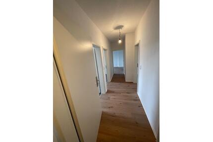 4 Zimmer Wohnung - Hof - Innenstadt