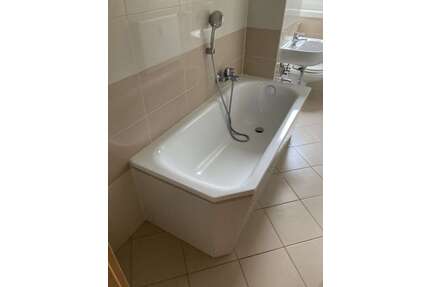 Wohnung zum Mieten in Bernburg (Saale) 290,00 € 49.96 m²