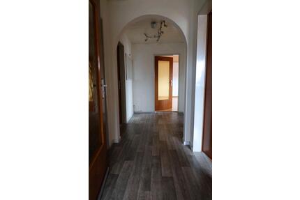 3 Zimmer Wohnung zur miete - 850,00&nbsp;EUR Kaltmiete, ca.&nbsp; 79,00&nbsp;m&sup2; in Baddeckenstedt (PLZ: 38271)