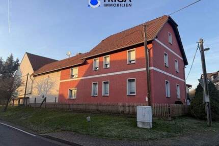 Großzügiges Einfamilienhaus in ländlicher, dennoch stadtnaher Lage - große Scheune und Garagenplatz - Nordhausen / Leimbach