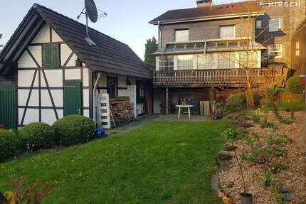 Haus zum Kaufen in Wipperfürth 325.000,00 € 270 m²