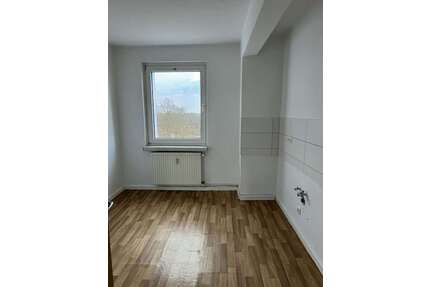 Wohnung zum Mieten in Zichow 265,00 € 52.02 m²