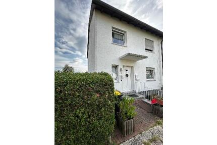 Kapitalanlage 3 RH - 750.000,00&nbsp;EUR Kaufpreis, ca.&nbsp; 306,00&nbsp;m&sup2; in Kassel (PLZ: 34127) Philippinenhof-Warteberg