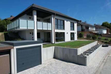 Haus zum Kaufen in Himmelkron 875.000,00 € 210 m²