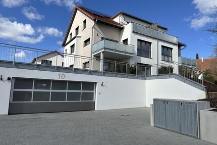 Neubauwohnung in Vöhringen mit Balkon, Tiefgarage und Stellplatz zur Miete